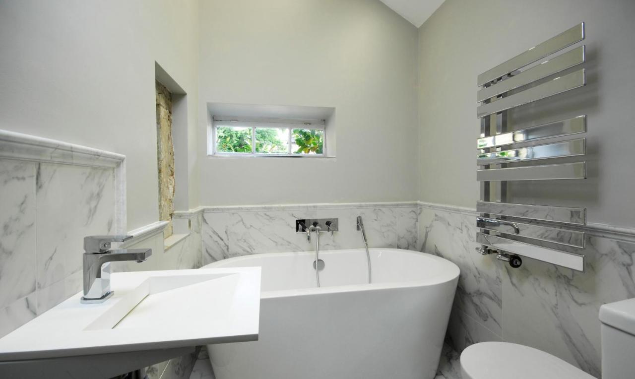 Topside House - Beautiful 7 Bedroom House With Hottub Wifi And Parking Near Bath Wells Frome 欧克希尔 外观 照片