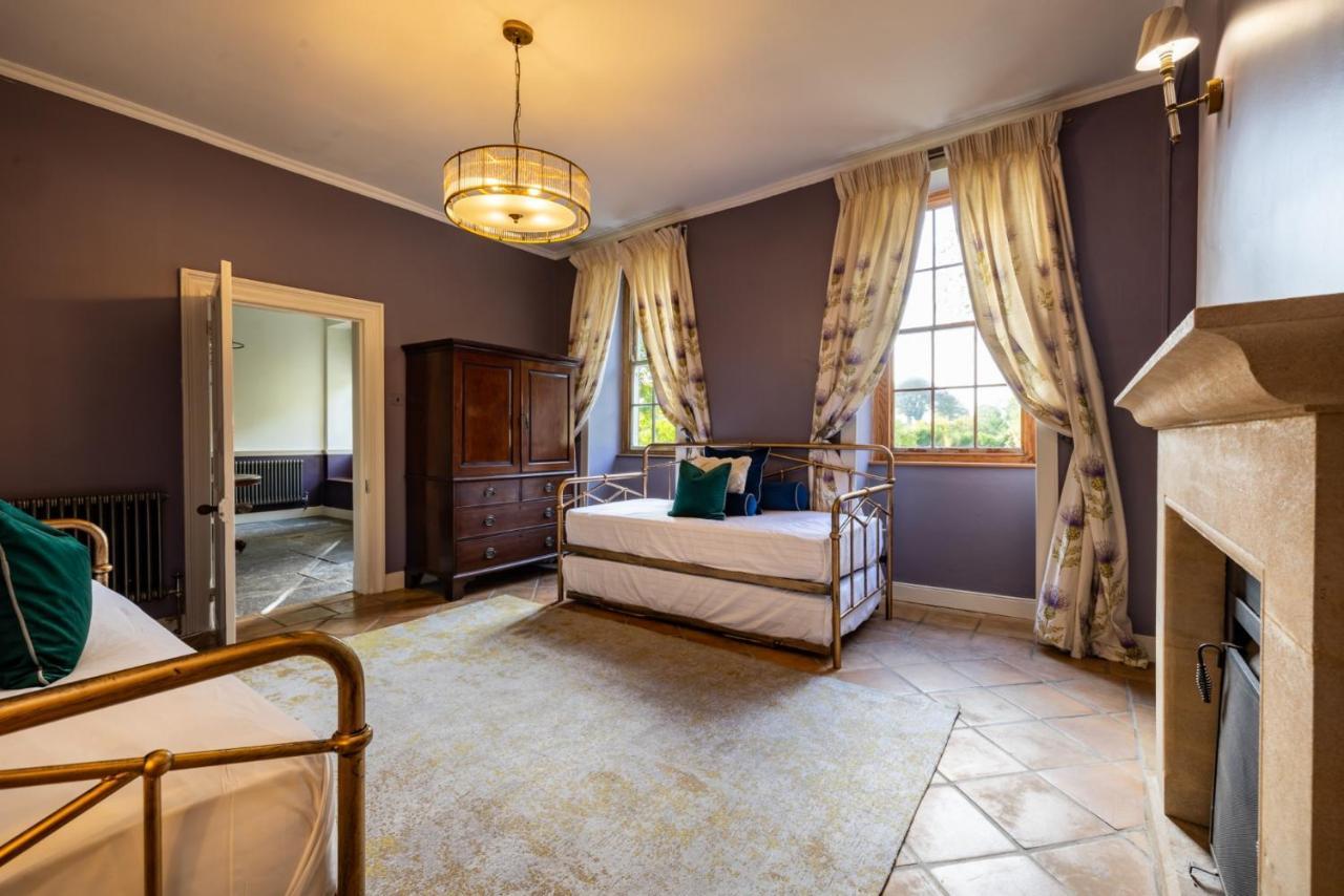 Topside House - Beautiful 7 Bedroom House With Hottub Wifi And Parking Near Bath Wells Frome 欧克希尔 外观 照片
