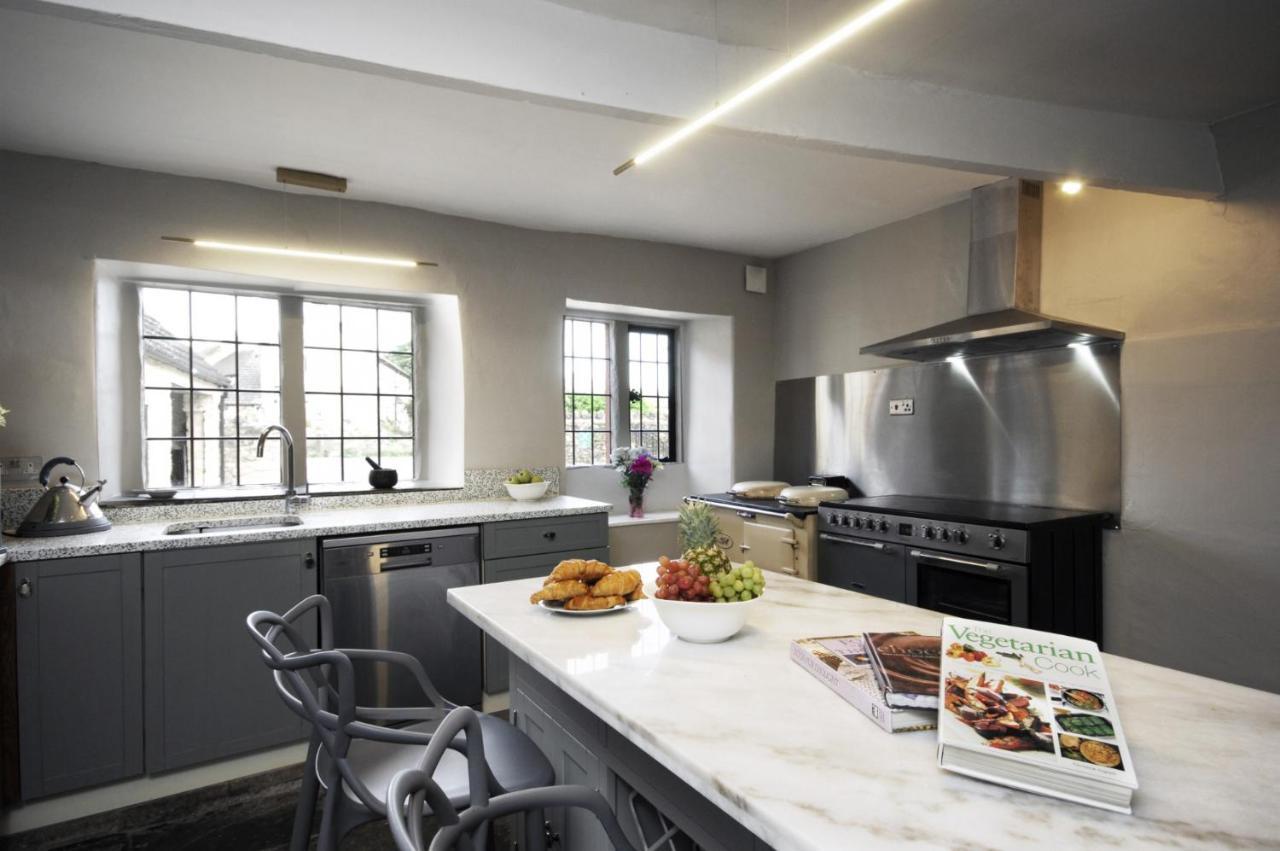 Topside House - Beautiful 7 Bedroom House With Hottub Wifi And Parking Near Bath Wells Frome 欧克希尔 外观 照片