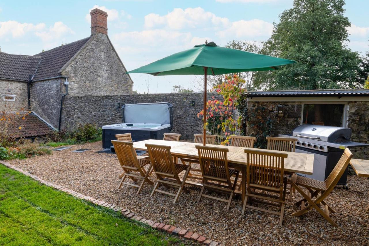 Topside House - Beautiful 7 Bedroom House With Hottub Wifi And Parking Near Bath Wells Frome 欧克希尔 外观 照片