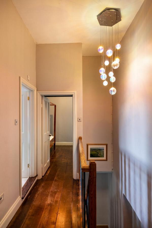 Topside House - Beautiful 7 Bedroom House With Hottub Wifi And Parking Near Bath Wells Frome 欧克希尔 外观 照片